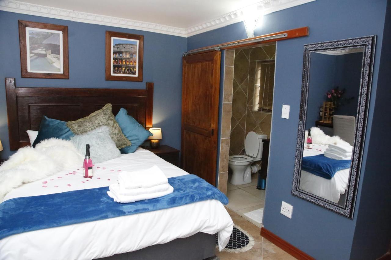 Travetel Or Tambo Airport Hotel Кемптън Парк Екстериор снимка